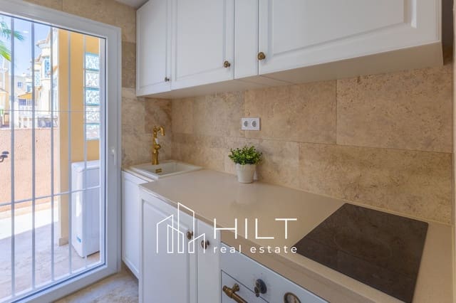 3 soverom Villa til salgs i Orihuela Costa, Orihuela med svømmebasseng garasje - € 249 999 (Ref: 9956808)