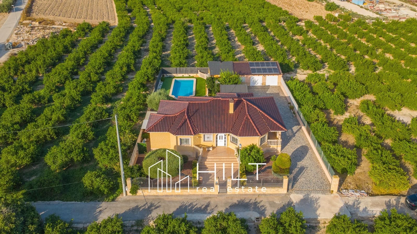 4 bedroom Villa for sale in Orihuela with pool garage - € 419,998 (Ref: 9995445)