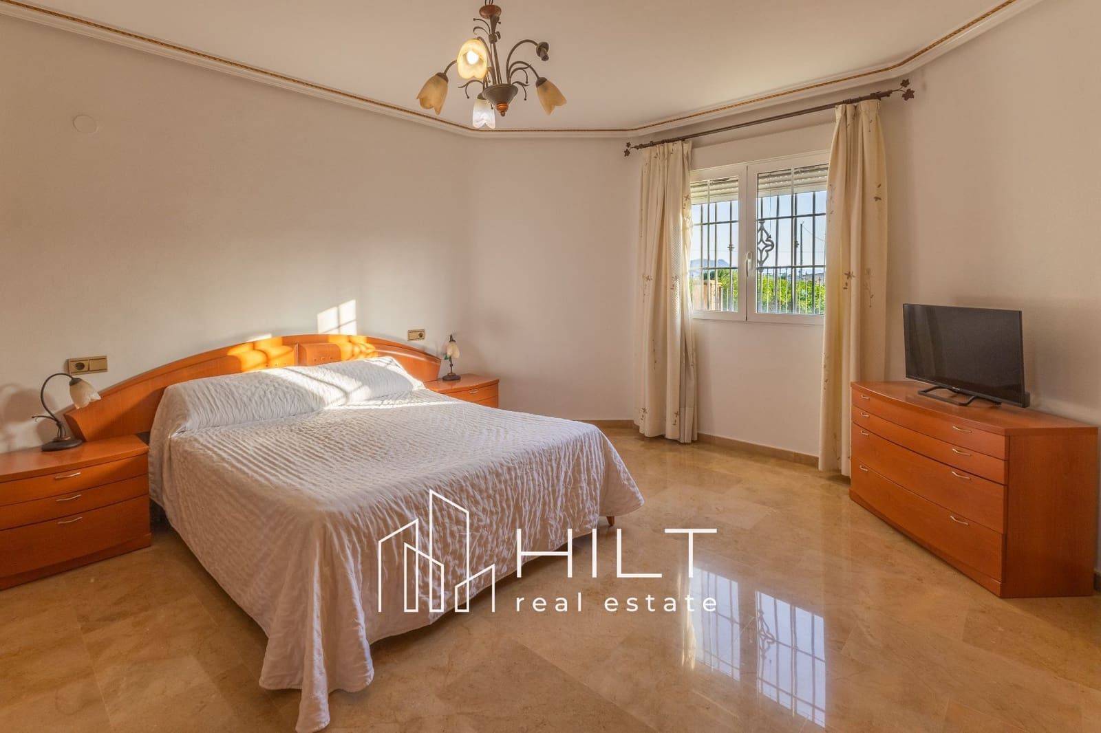 4 bedroom Villa for sale in Orihuela with pool garage - € 419,998 (Ref: 9995445)