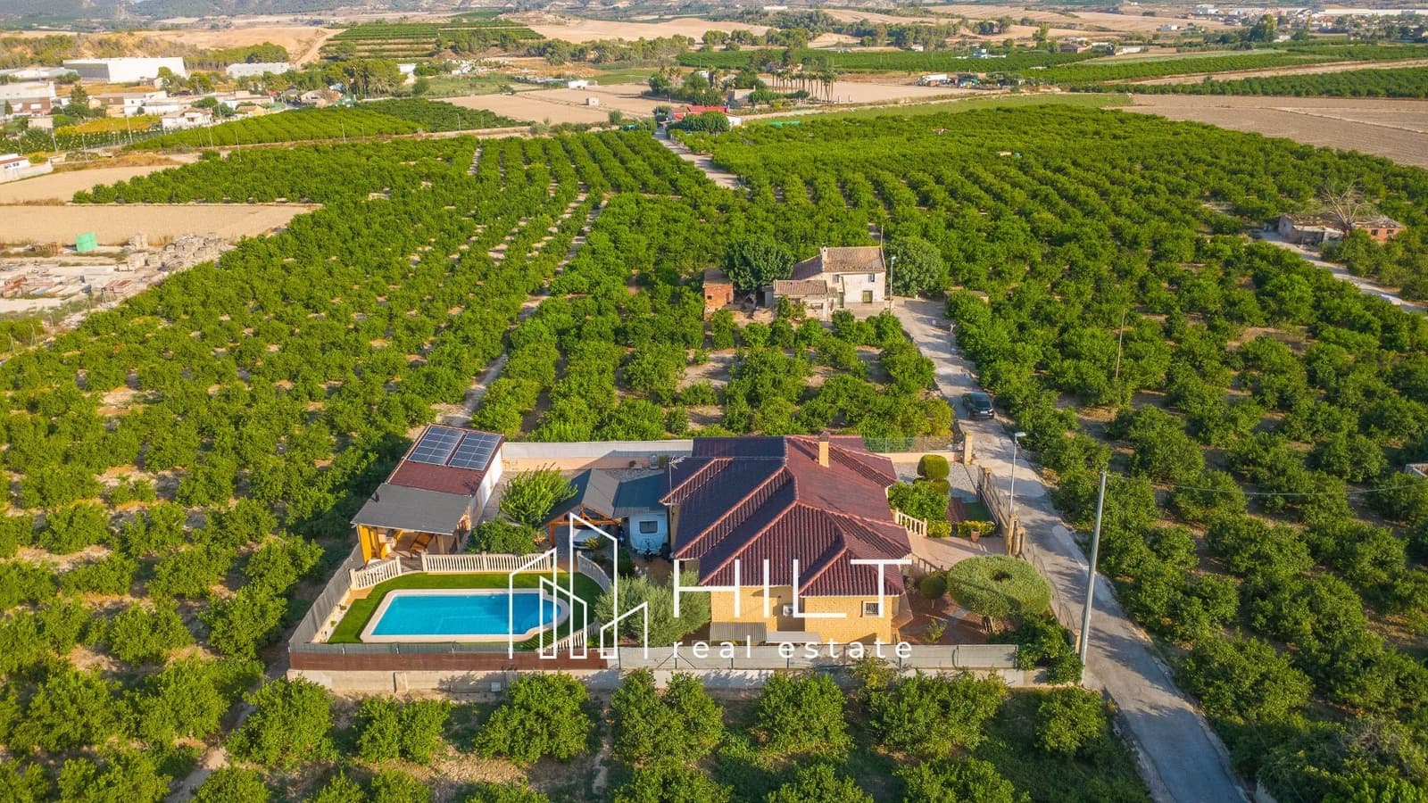 4 bedroom Villa for sale in Orihuela with pool garage - € 419,998 (Ref: 9995445)