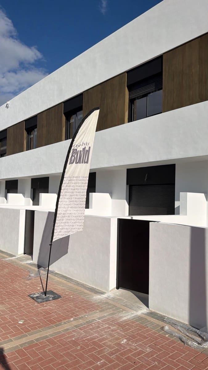 2 chambre Bungalow à vendre à Pilar de la Horadada avec piscine garage - 314 900 € (Ref: 10165063)