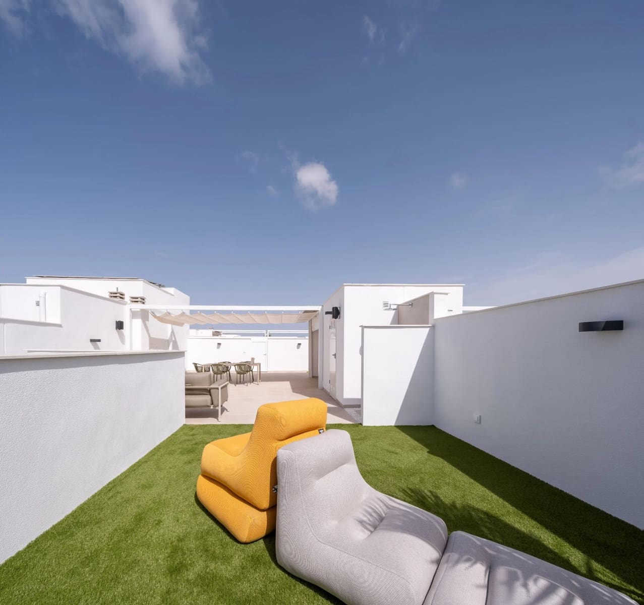 2 bedroom Apartment for sale in Pilar de la Horadada with pool garage - € 329,900 (Ref: 10165064)