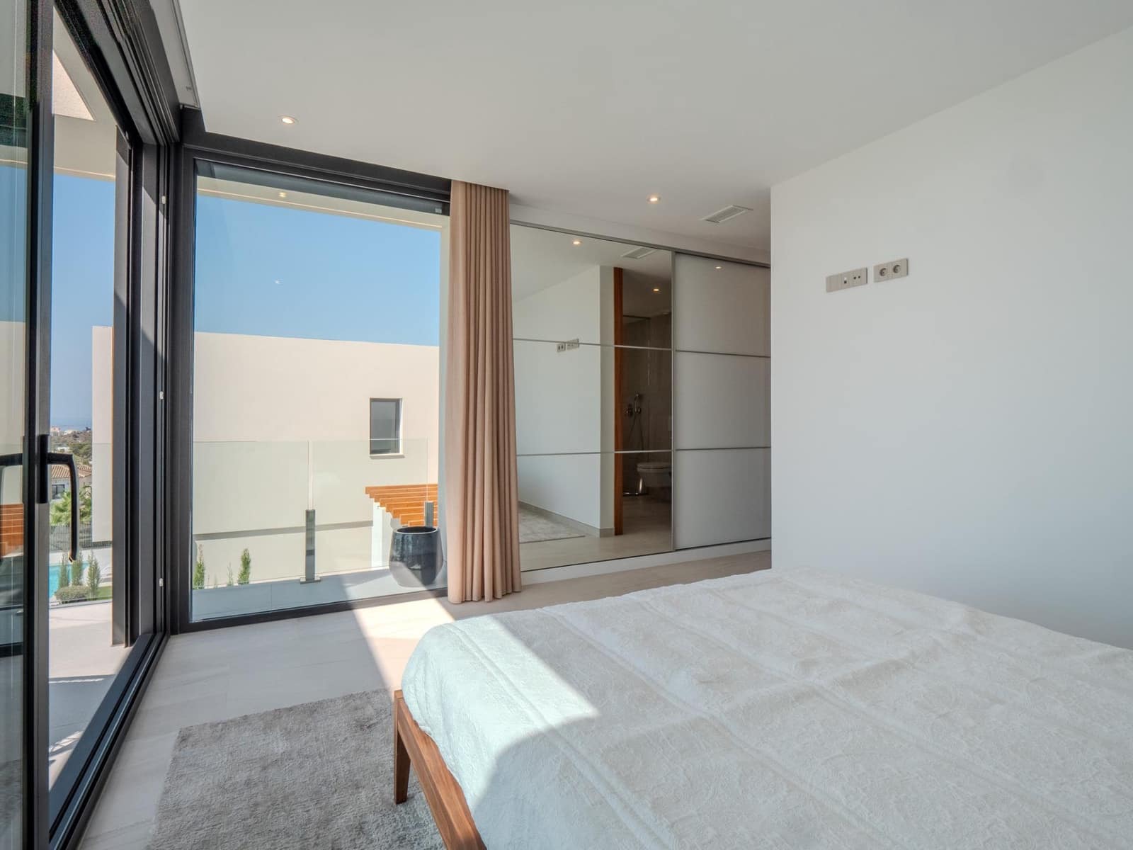 Chalet de 3 habitaciones en Finestrat en venta con piscina garaje - 1.195.000 € (Ref: 10173979)