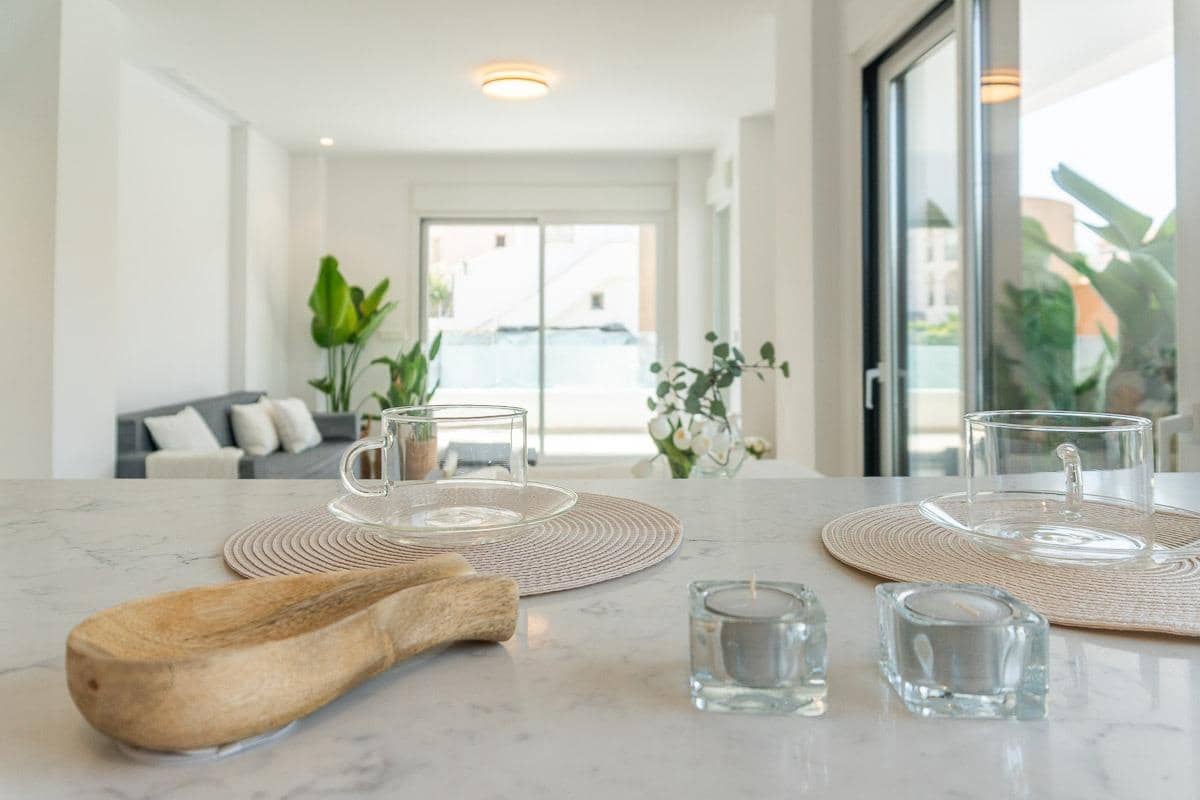 3 slaapkamer Flat te koop in Playa Flamenca met zwembad garage - € 380.000 (Ref: 9165726)