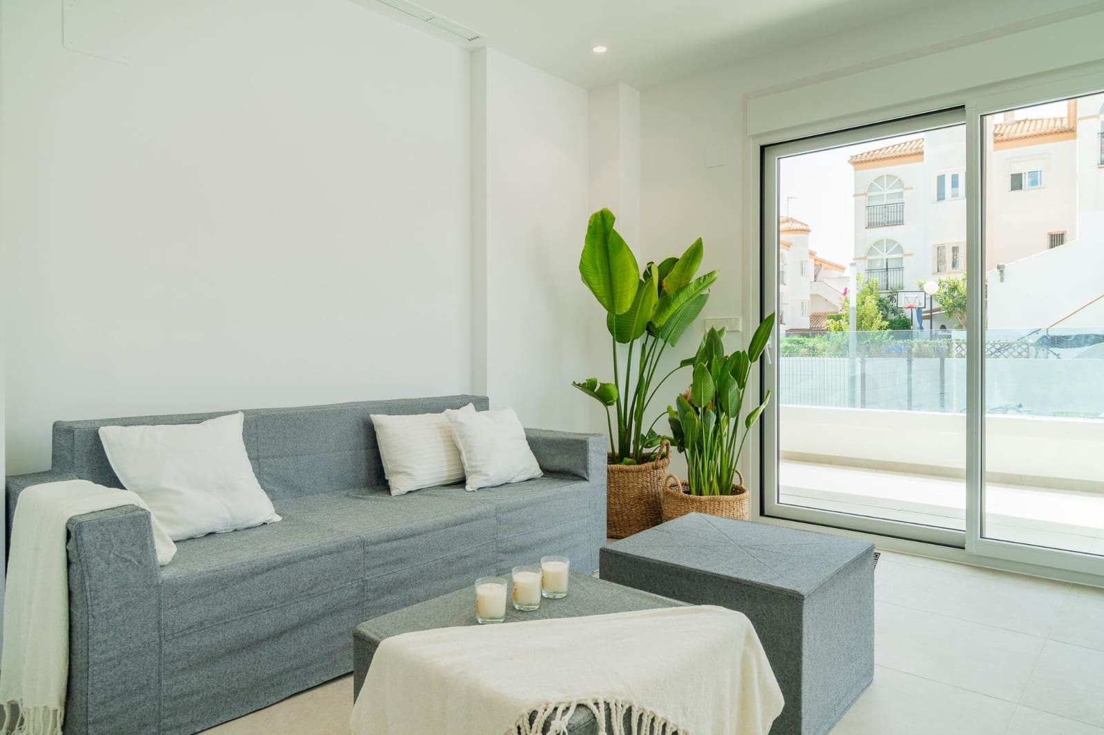 3 slaapkamer Flat te koop in Playa Flamenca met zwembad garage - € 380.000 (Ref: 9165726)