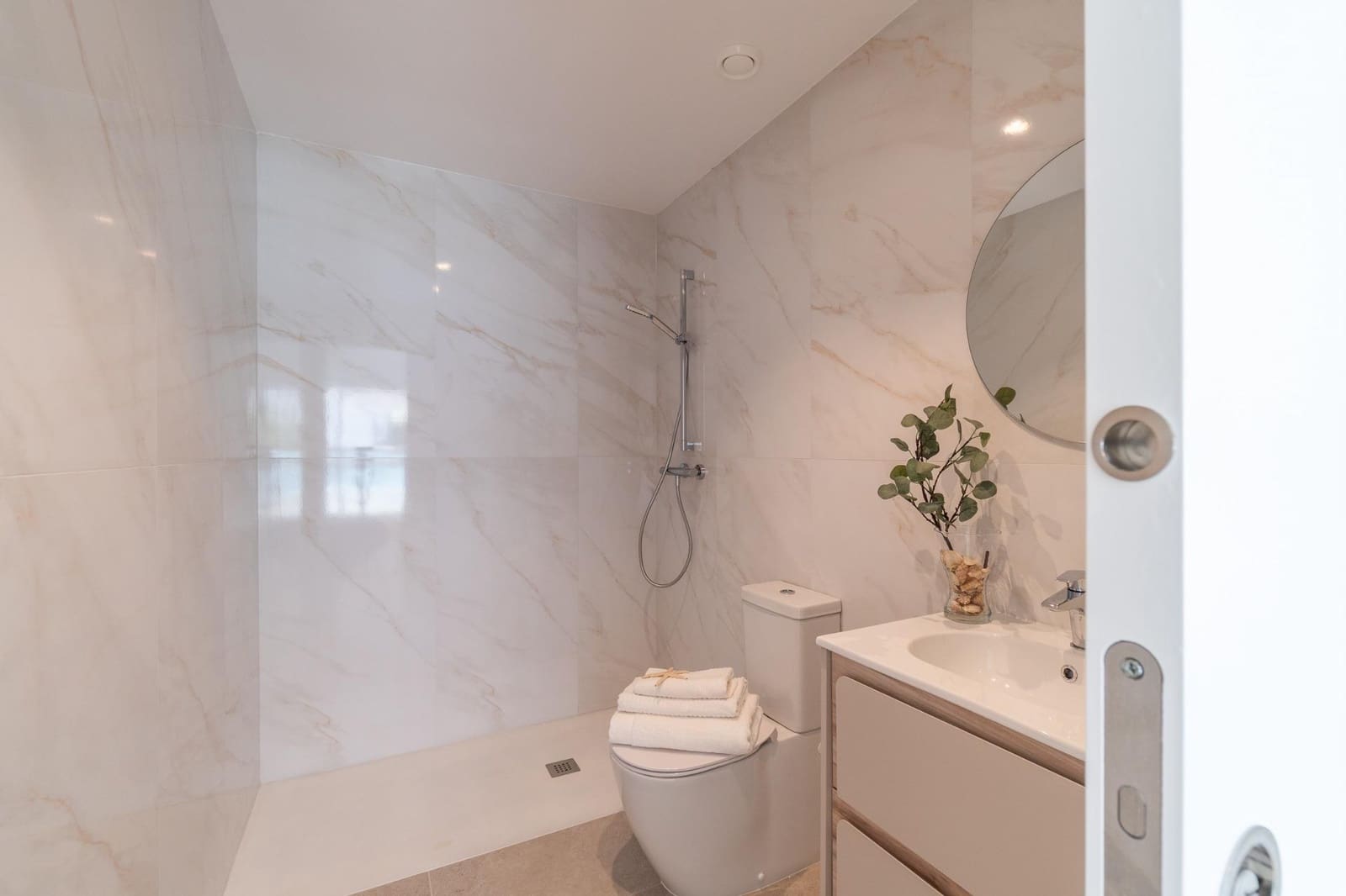 3 slaapkamer Flat te koop in Playa Flamenca met zwembad garage - € 380.000 (Ref: 9165726)