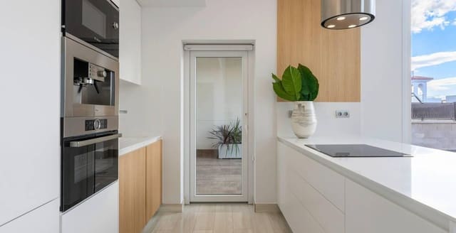 3 sypialnia Willa na sprzedaż w Los Montesinos z garażem - 465 000 € (Ref: 9195485)