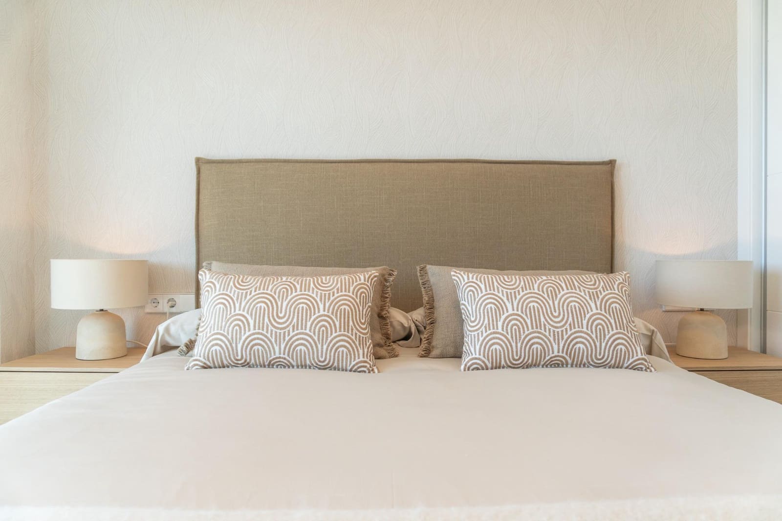 2 soverom Leilighet til salgs i Playa Flamenca med svømmebasseng garasje - € 339 000 (Ref: 9272573)