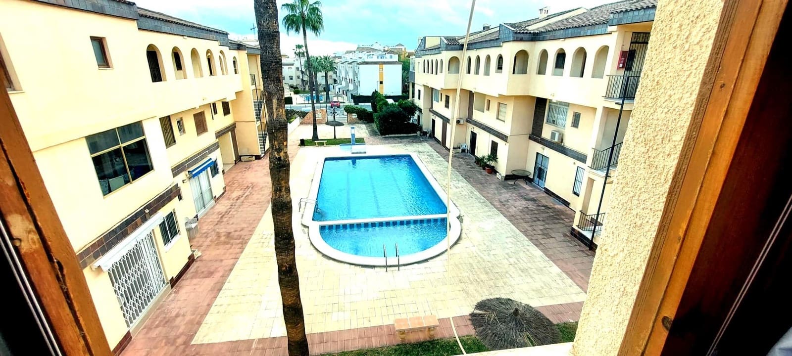 2 soveværelse Lejlighed til salg i Punta Prima med swimmingpool - € 144.000 (Ref: 9285194)