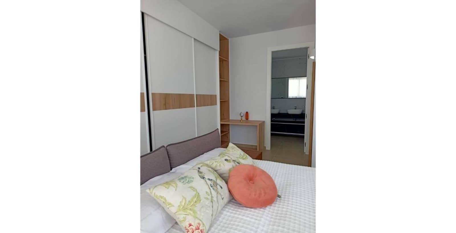 2 quarto Bungalow para venda em San Miguel de Salinas com garagem - 375 000 € (Ref: 9382814)