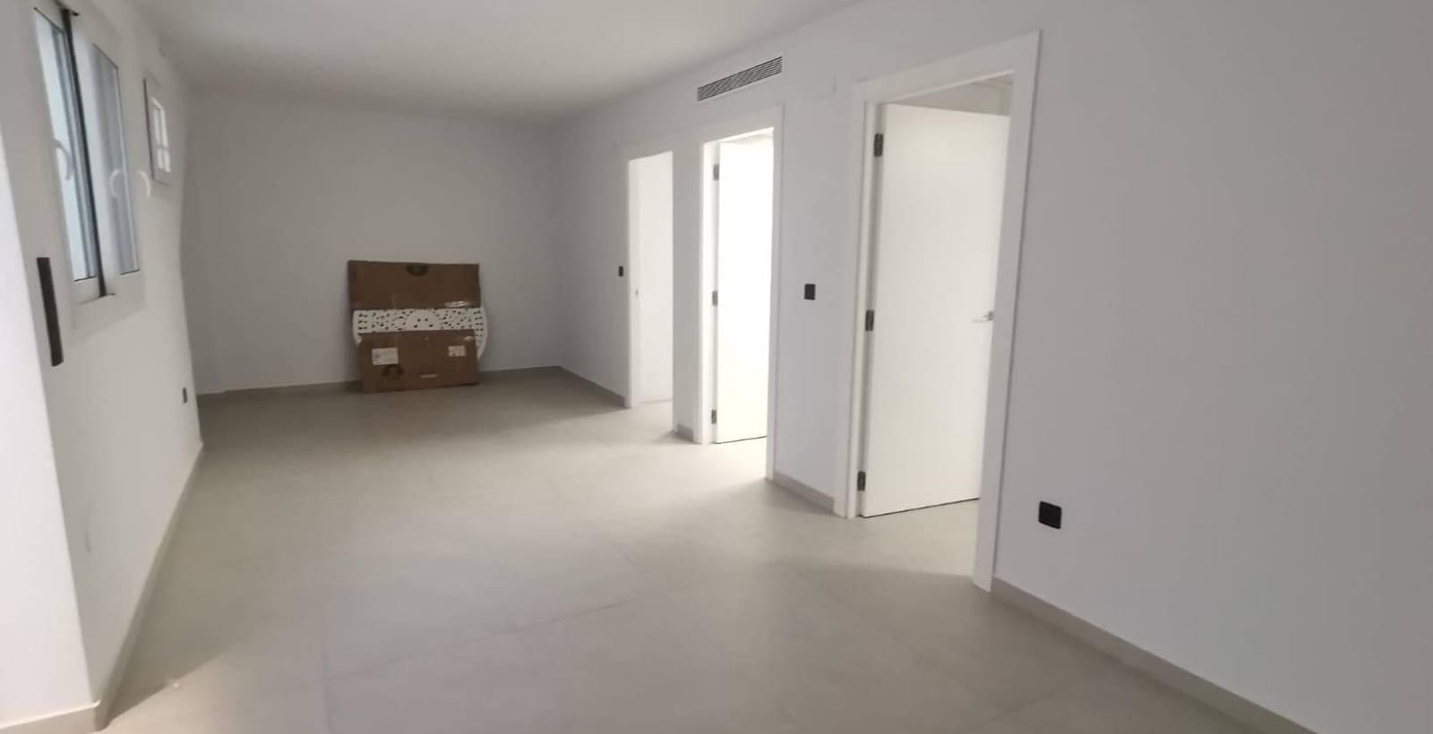 3 bedroom Villa for sale in Los Montesinos with garage - € 780,000 (Ref: 9398465)