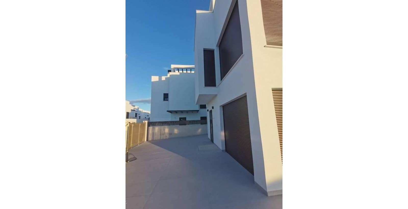 3 bedroom Villa for sale in Los Montesinos with garage - € 780,000 (Ref: 9398465)