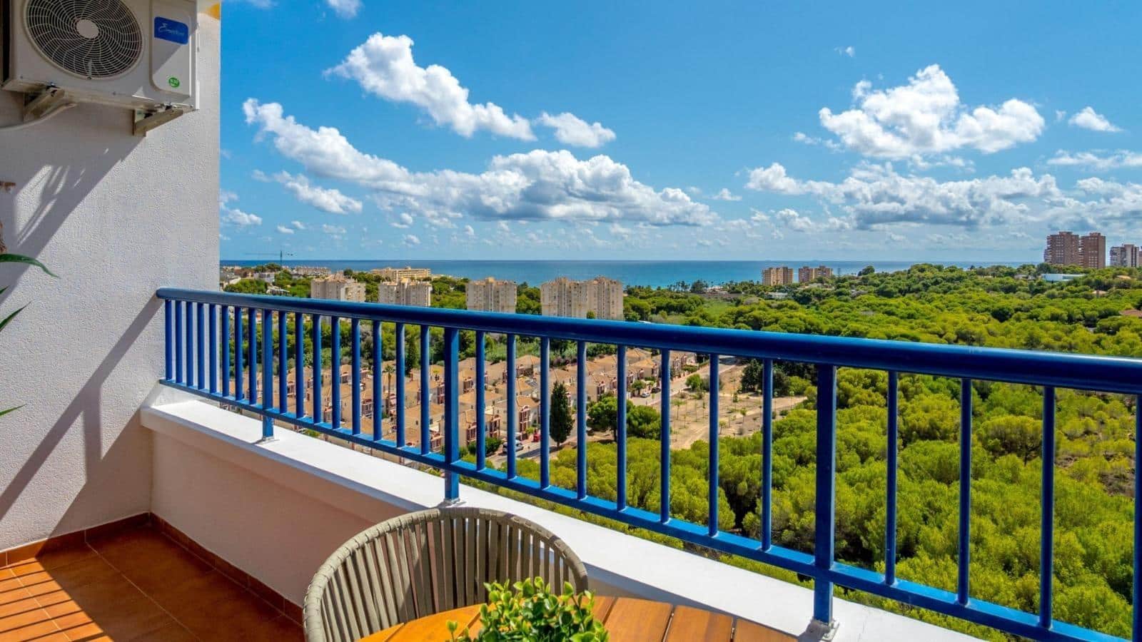 3 bedroom Apartment for sale in Campoamor with garage - € 220,000 (Ref: 9422410)