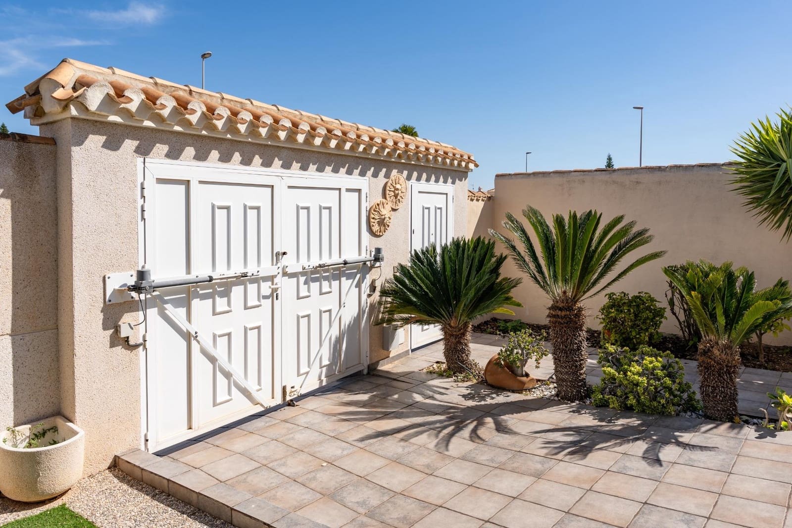 3 soverom Villa til salgs i Playa Flamenca med svømmebasseng garasje - € 585 000 (Ref: 9690583)