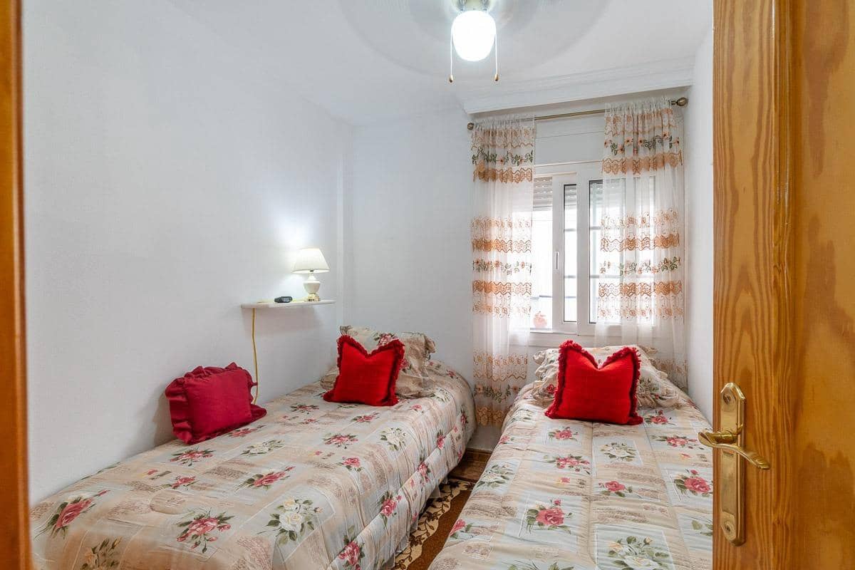 3 soveværelse Rækkehus til salg i Orihuela Costa med swimmingpool - € 242.000 (Ref: 9822905)