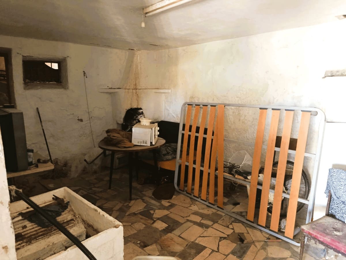 4 bedroom Townhouse for sale in Riofrio with garage - € 110,000 (Ref: 10054460)