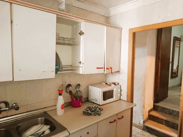 4 sypialnia Dom na sprzedaż w Riofrío, Loja z garażem - 110 000 € (Ref: 10054460)