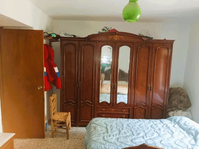 4 sypialnia Dom na sprzedaż w Riofrío, Loja z garażem - 110 000 € (Ref: 10054460)