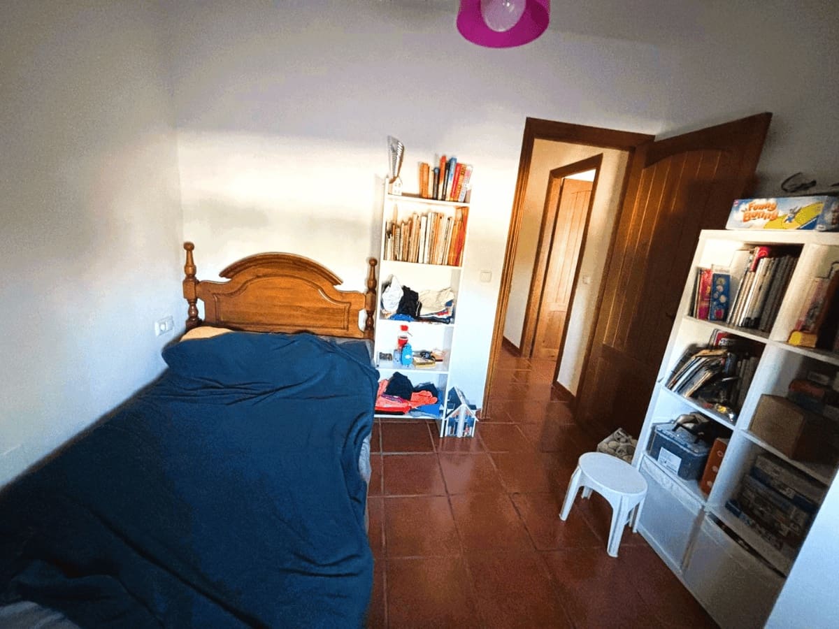 Finca/Casa Rural de 4 habitaciones en Casarabonela en venta - 420.000 € (Ref: 10057619)