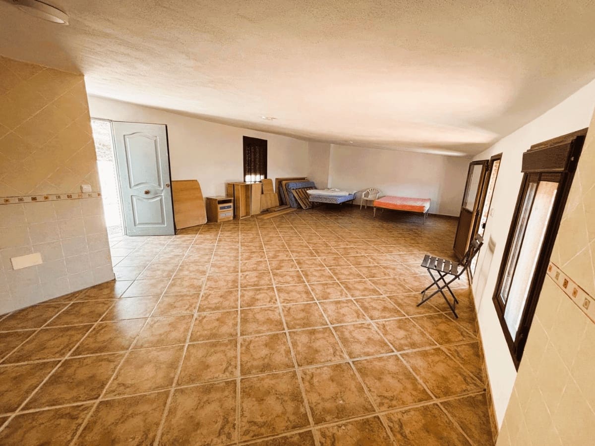 Finca/Casa Rural de 4 habitaciones en Casarabonela en venta - 420.000 € (Ref: 10057619)