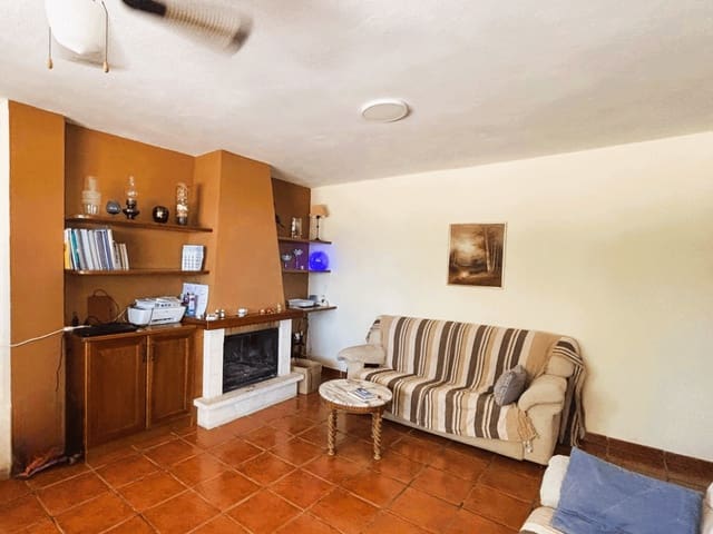 Finca/Casa Rural de 4 habitaciones en Casarabonela en venta - 420.000 € (Ref: 10057619)