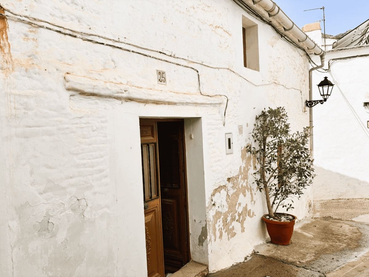 4 quarto Casa em Banda para venda em Casarabonela - 77 000 € (Ref: 10093914)