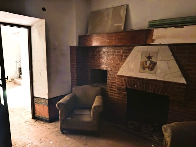 4 chambre Finca/Maison de Campagne à vendre à Archidona avec garage - 350 000 € (Ref: 10138765)