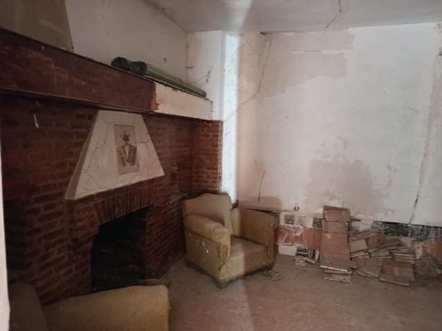 4 chambre Finca/Maison de Campagne à vendre à Archidona avec garage - 350 000 € (Ref: 10138765)