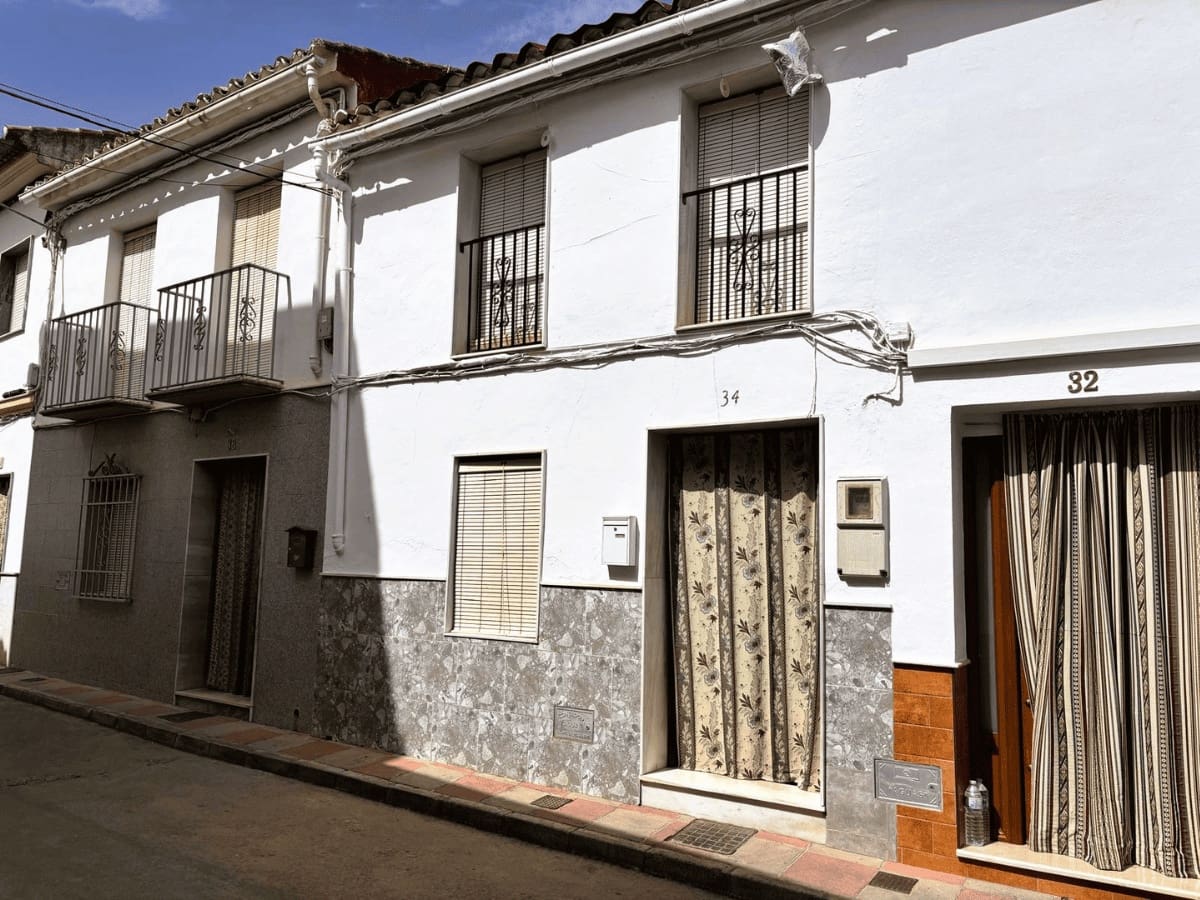 2 soverom Hus til salgs i Villanueva de Tapia - € 72 000 (Ref: 10138766)