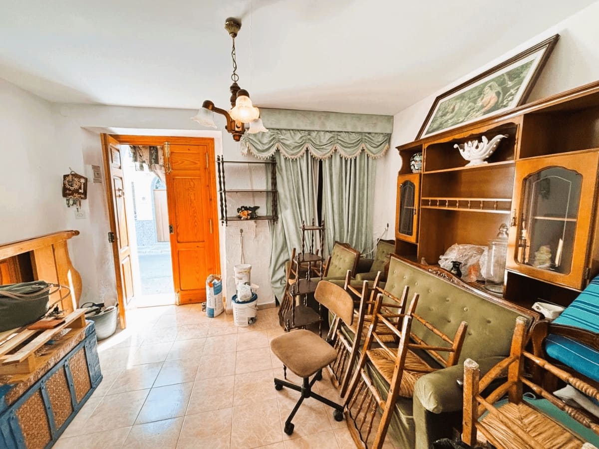2 soverom Hus til salgs i Villanueva de Tapia - € 72 000 (Ref: 10138766)