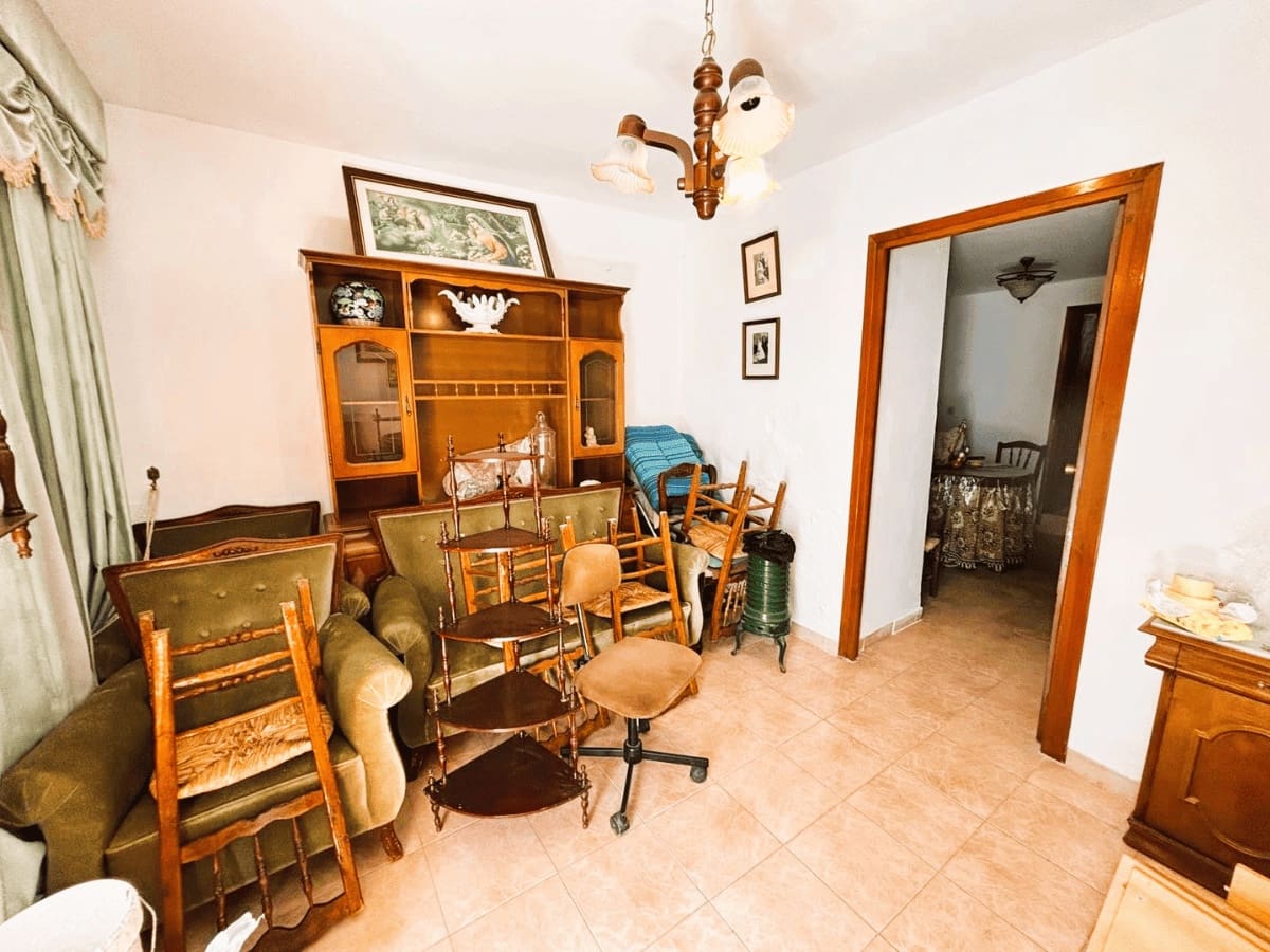 2 soverom Hus til salgs i Villanueva de Tapia - € 72 000 (Ref: 10138766)