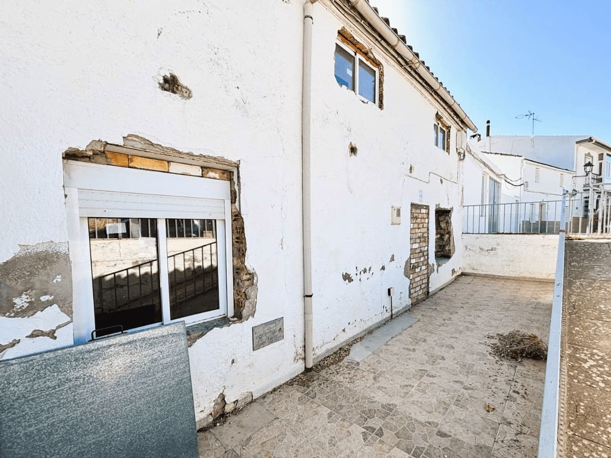 3 soveværelse Byhus til salg i Villanueva de Tapia - € 131.000 (Ref: 10138769)