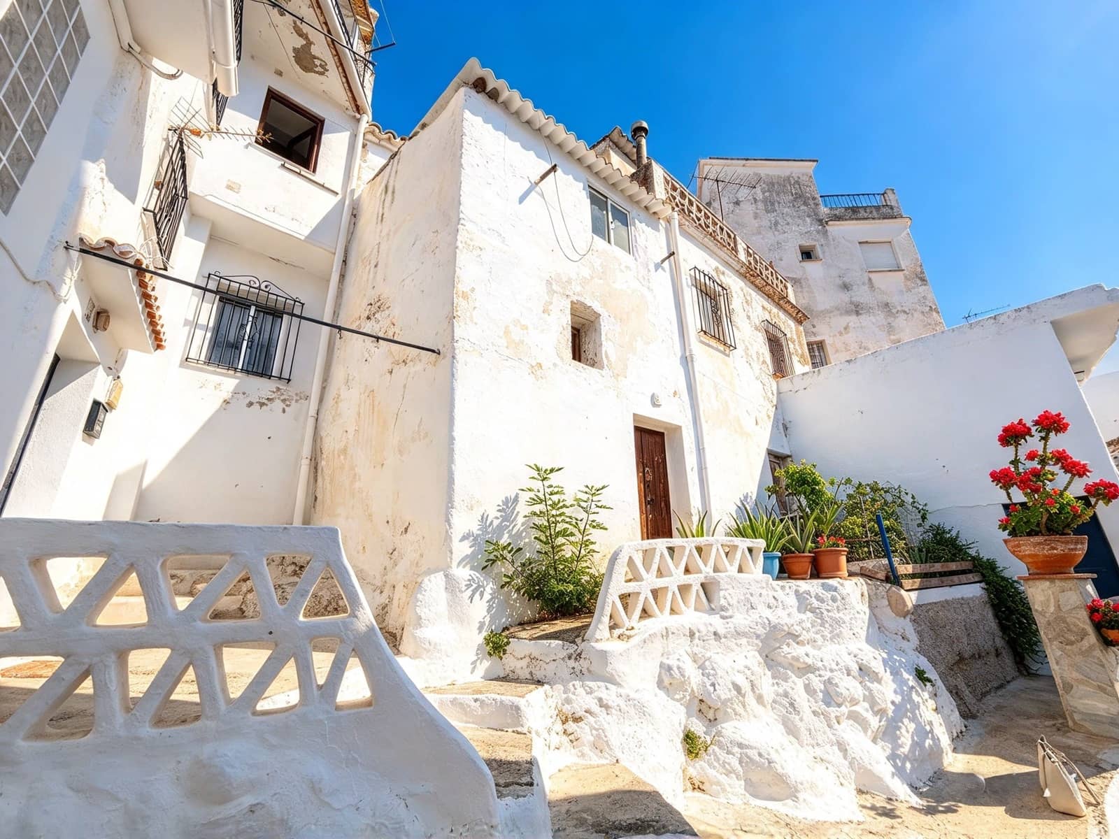 1 bedroom Townhouse for sale in Casarabonela - € 44,000 (Ref: 10154272)