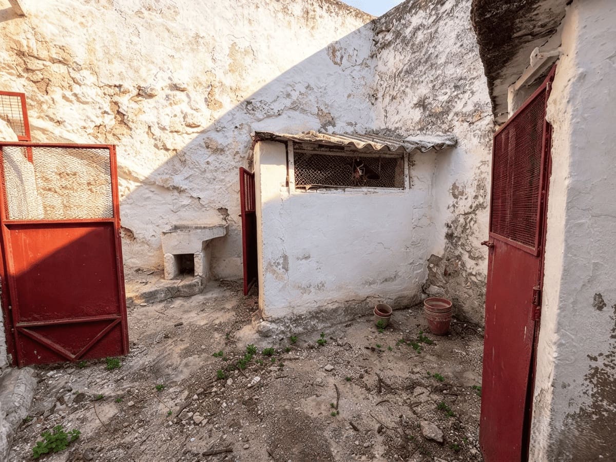 Casa em Banda para venda em Casarabonela - 40 000 € (Ref: 10163791)