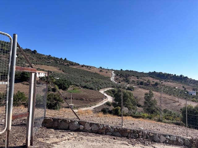 Grond te koop in Casarabonela - € 55.000 (Ref: 10183937)