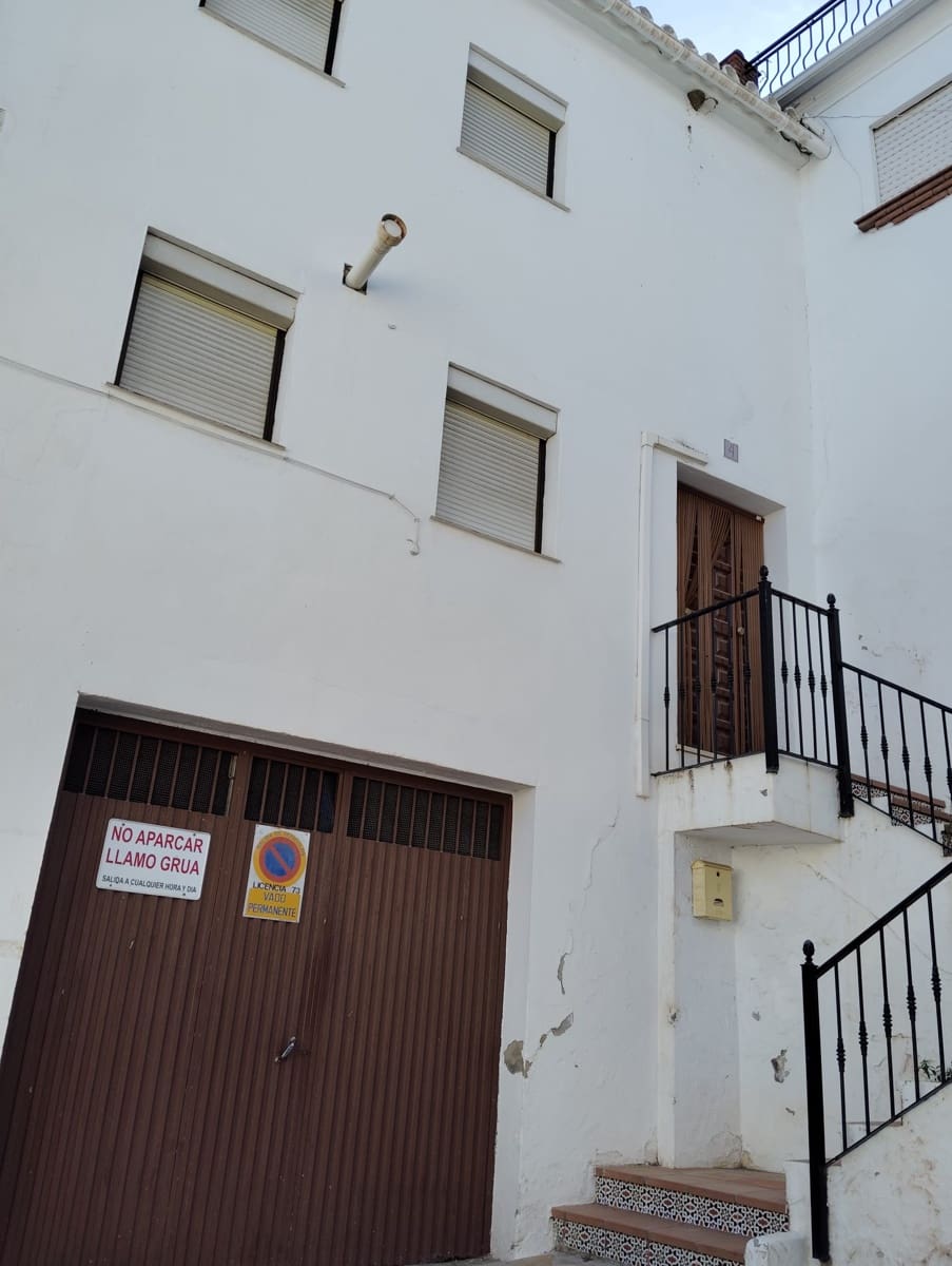 9 soveværelse Finca/Landehus til salg i Casarabonela med garage - € 395.000 (Ref: 8541751)