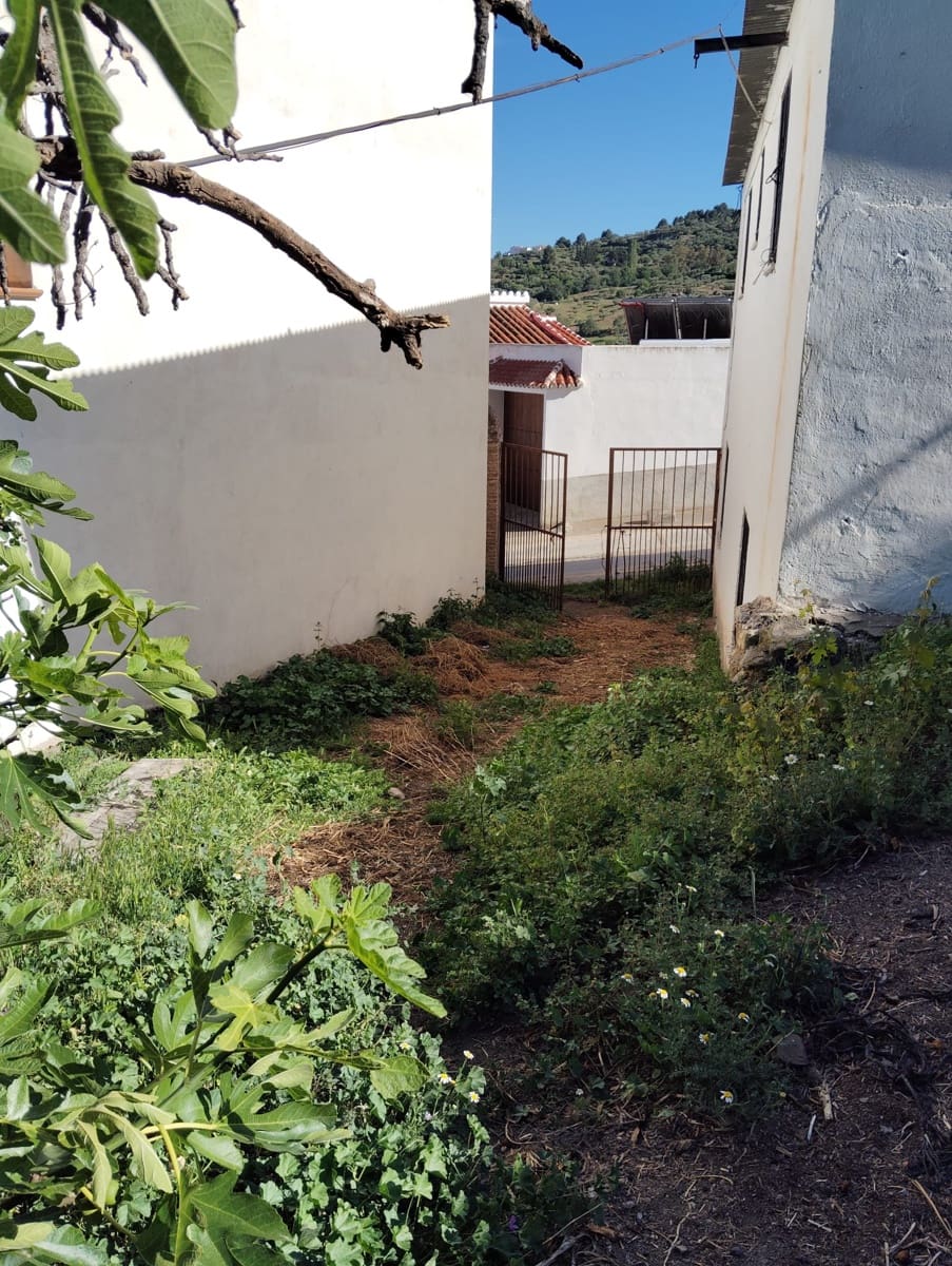 9 soveværelse Finca/Landehus til salg i Casarabonela med garage - € 395.000 (Ref: 8541751)