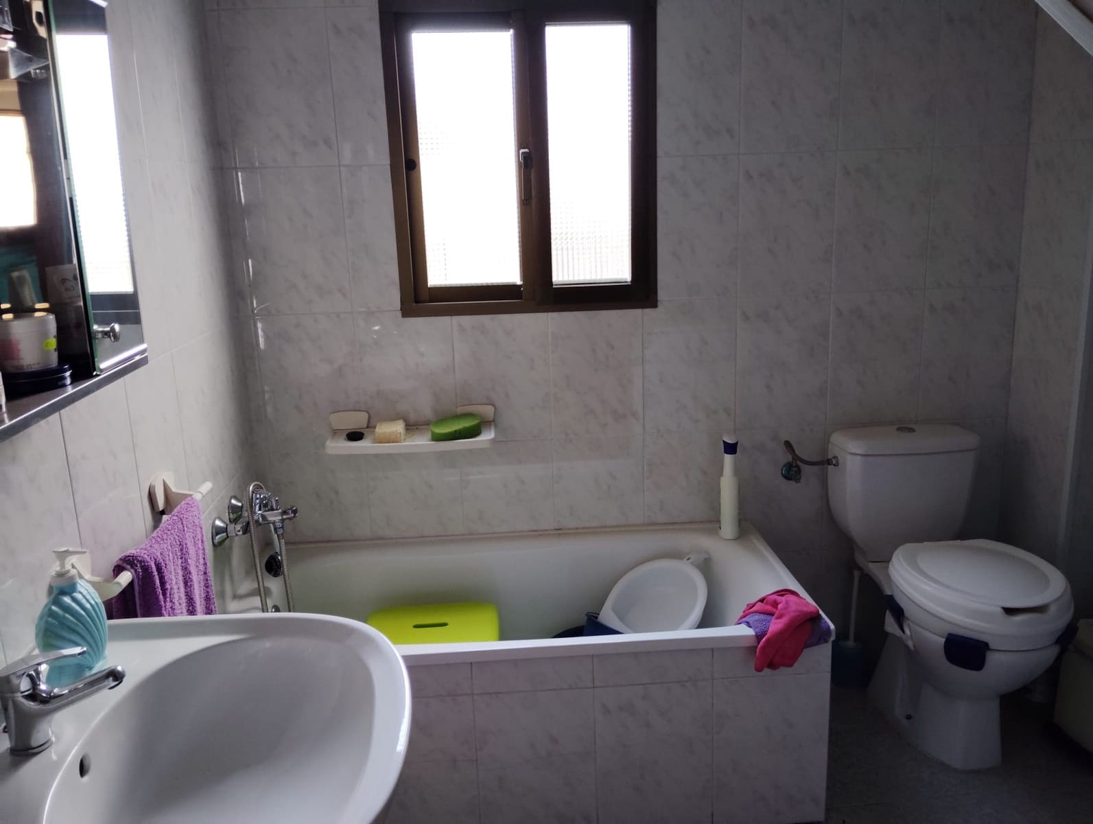 9 soveværelse Finca/Landehus til salg i Casarabonela med garage - € 395.000 (Ref: 8541751)