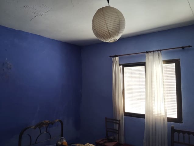 6 bedroom Townhouse for sale in Casarabonela - € 175,000 (Ref: 8543557)