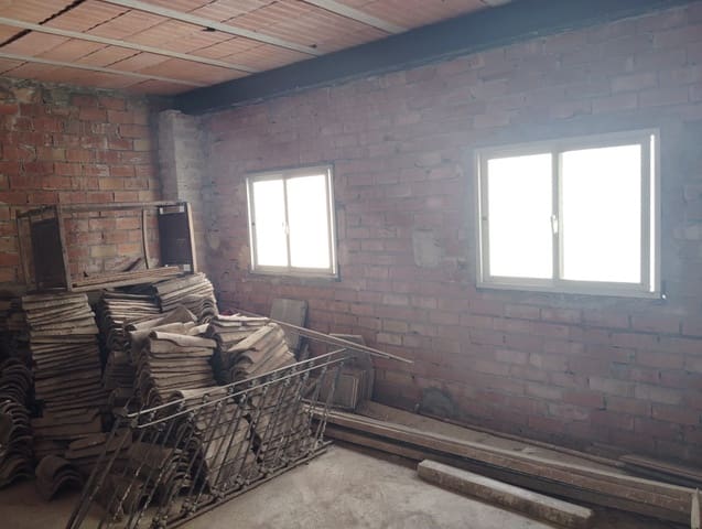 6 bedroom Townhouse for sale in Casarabonela - € 175,000 (Ref: 8543557)