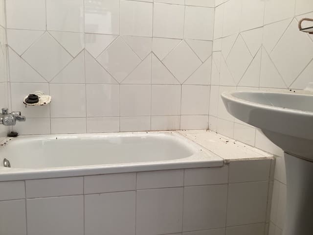 4 sovrum Hus till salu i Yunquera - 84 000 € (Ref: 8595870)