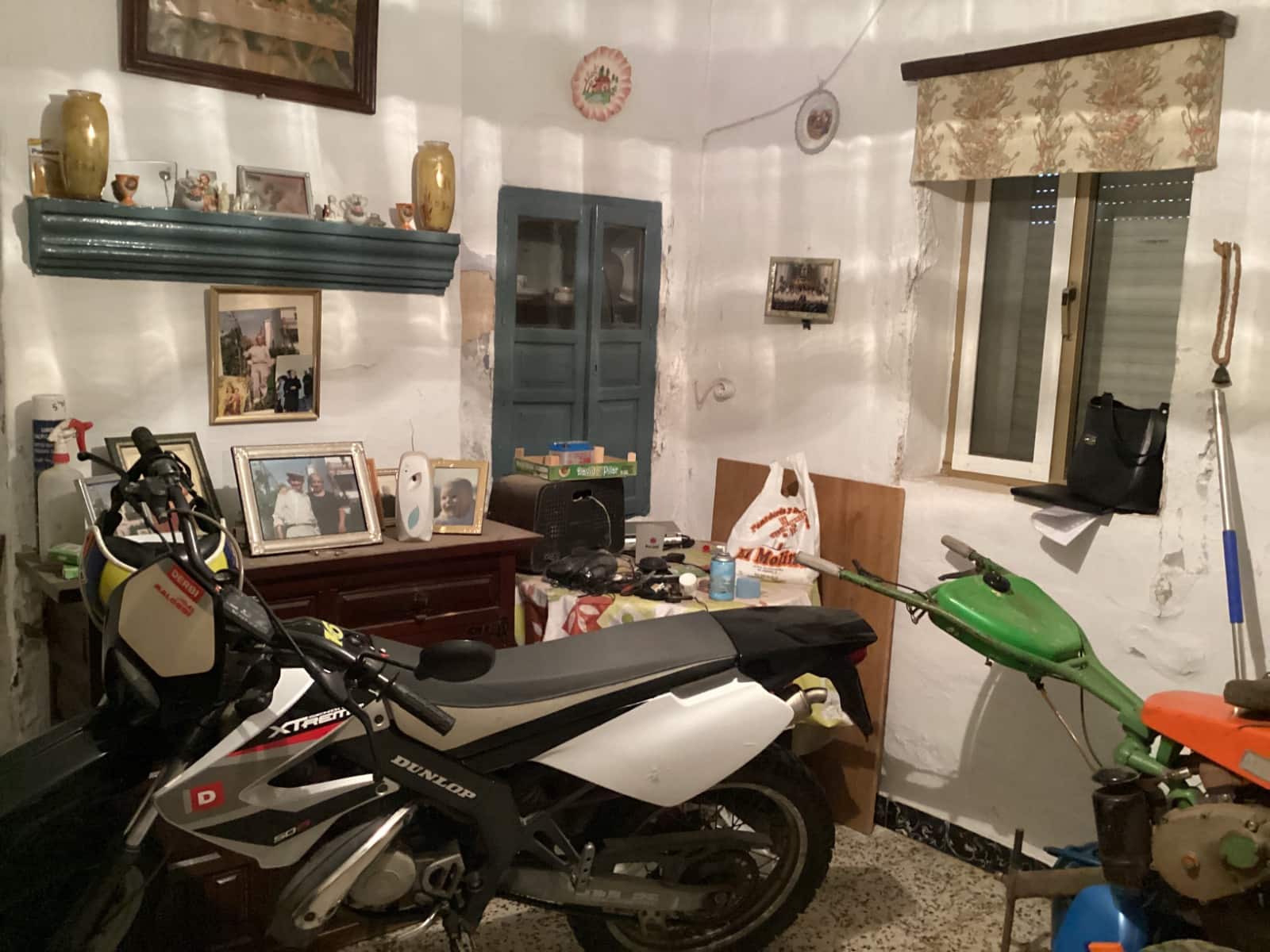 3 soveværelse Byhus til salg i Yunquera - € 49.000 (Ref: 8754970)