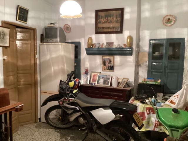 3 sovrum Hus till salu i Yunquera - 49 000 € (Ref: 8754970)