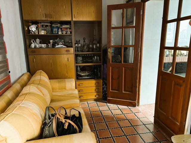 5 sovrum Hus till salu i Yunquera - 150 000 € (Ref: 8779854)