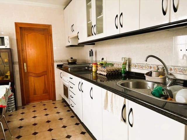 5 sovrum Hus till salu i Yunquera - 150 000 € (Ref: 8779854)