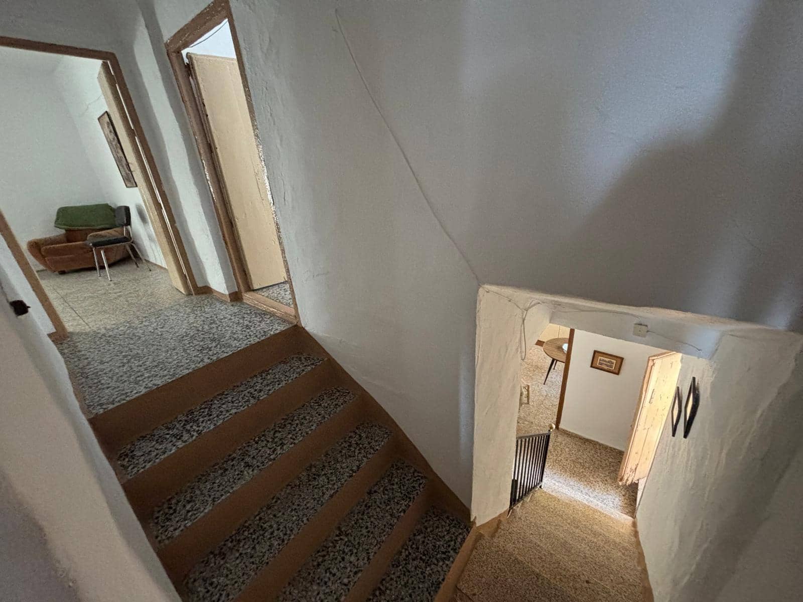 8 sypialnia Dom na sprzedaż w Casarabonela - 188 000 € (Ref: 8924706)