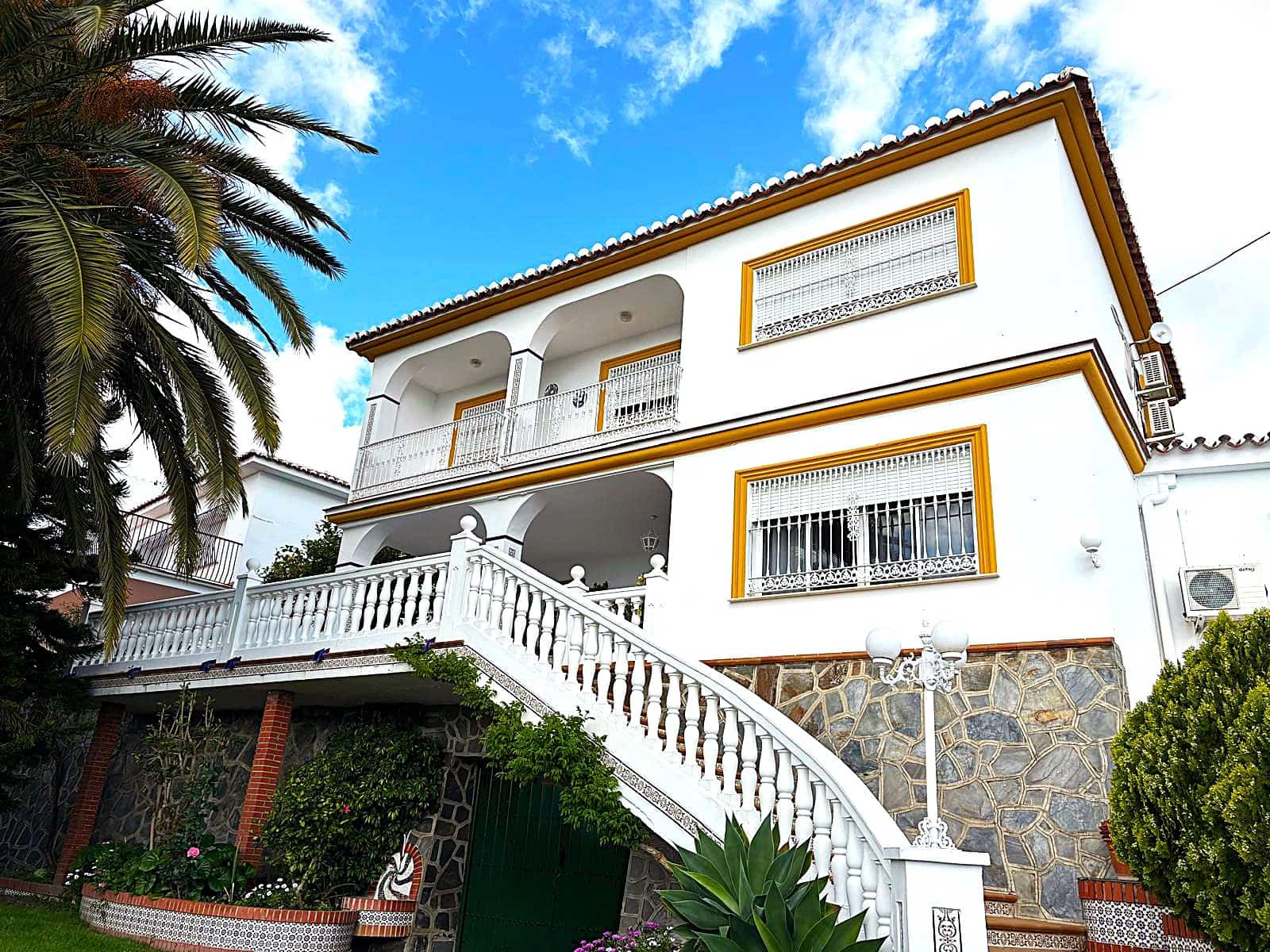 5 soverom Villa til salgs i Casarabonela med garasje - € 468 000 (Ref: 8993475)