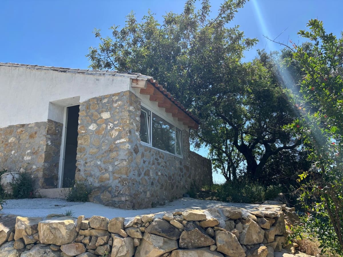 2 soveværelse Finca/Landehus til salg i Casarabonela med swimmingpool - € 395.000 (Ref: 9019530)