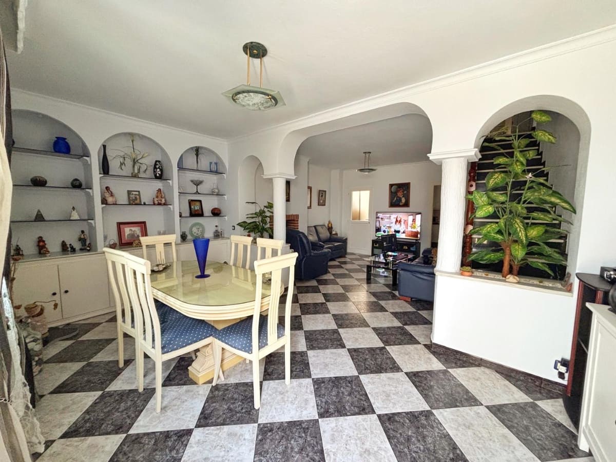 5 sovrum Hus till salu i Yunquera - 172 000 € (Ref: 9084828)