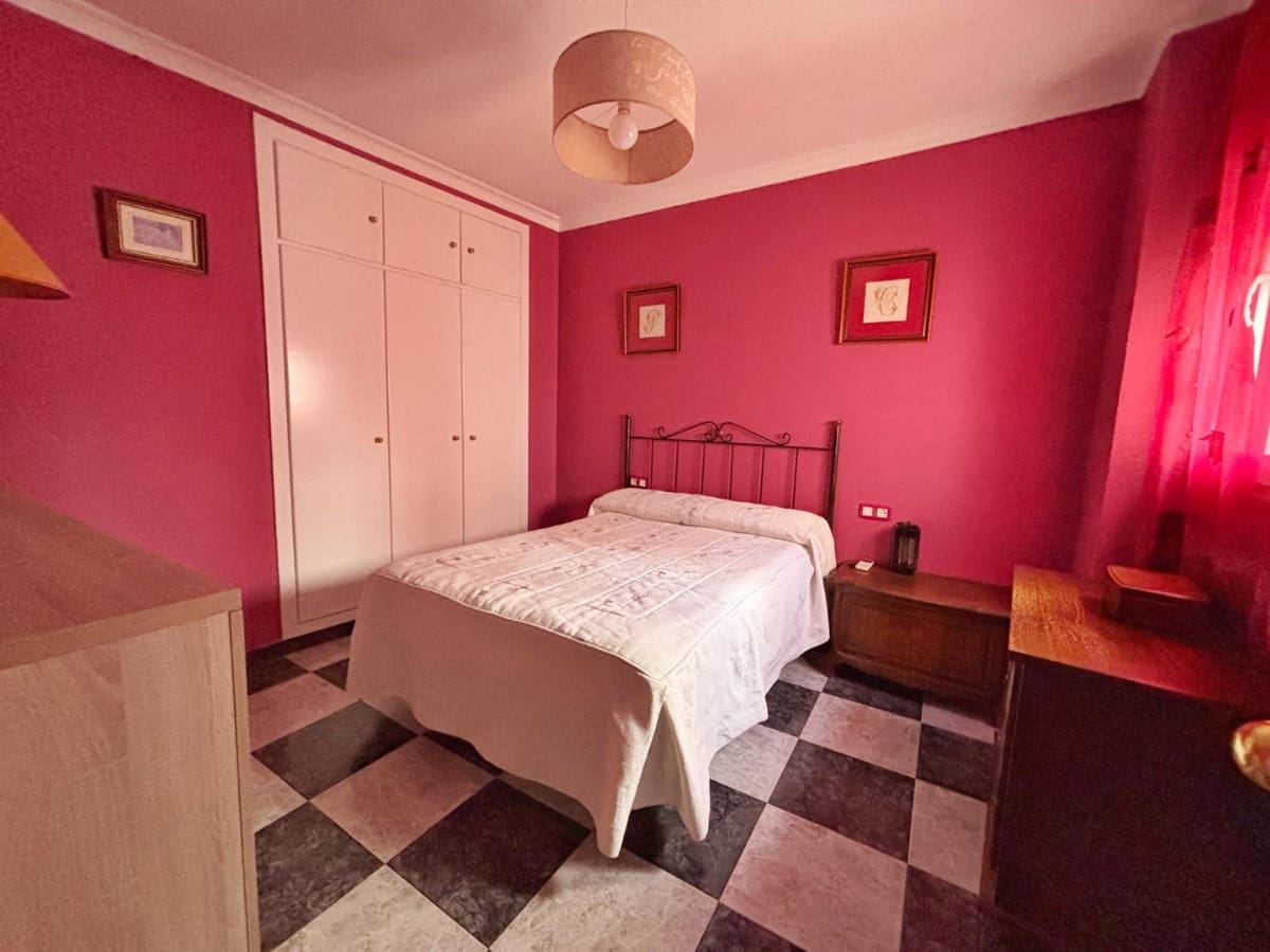 5 sovrum Hus till salu i Yunquera - 172 000 € (Ref: 9084828)